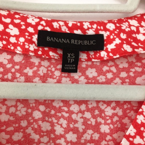 Banana Republic Patterned Blouse - Picture 2 of 4